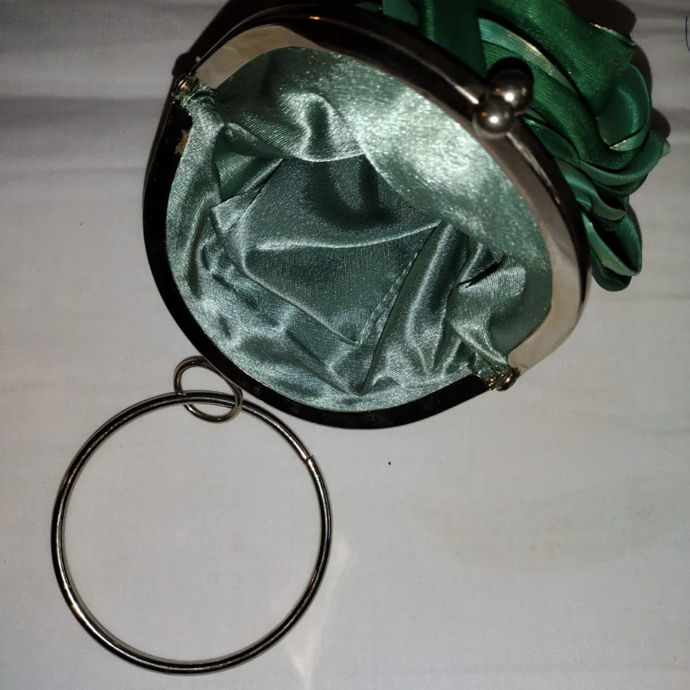 Purse - Picture 2 of 2